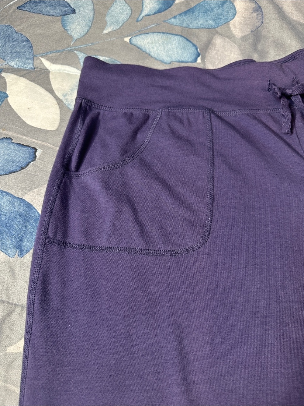 NWOT Danskin Blue Pull-On Knit Capri Pants w/Drawstring Sz XL 16-18 - Picture 3 of 9